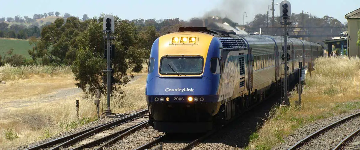 interstate train travel from melbourne